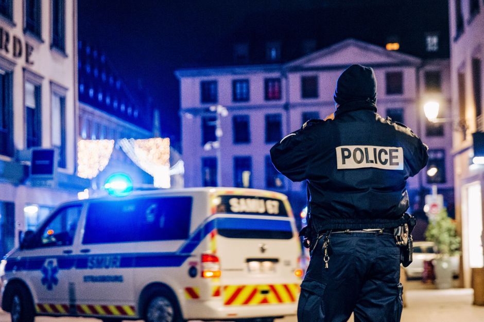 Стразбур: Напаѓачот опколен, четири лица убиени