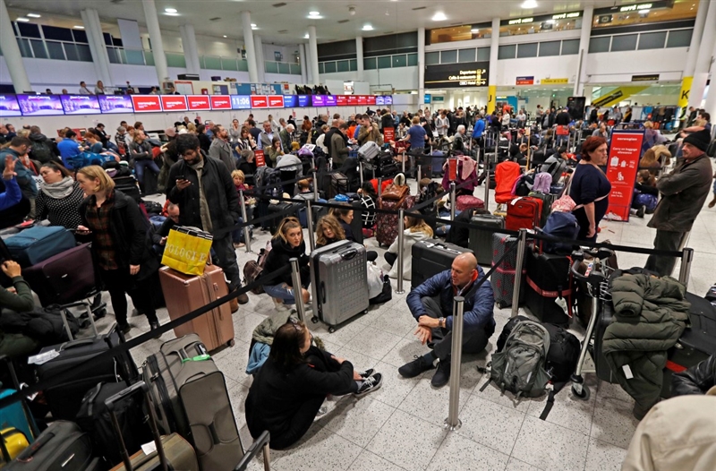 Конечно отворен лондонскиот аеродром Гетвик, десетици илјади патници заглавени од завчера