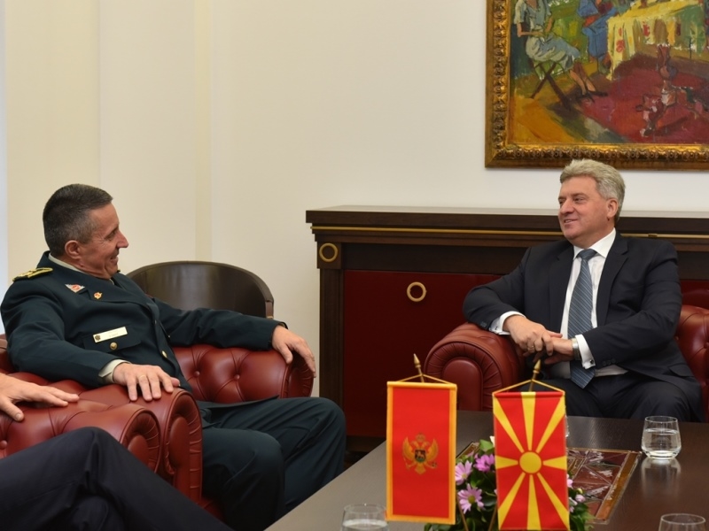 Претседателот Иванов се сретна со началникот на ГШ на Црна Гора, Драгутин Дакиќ