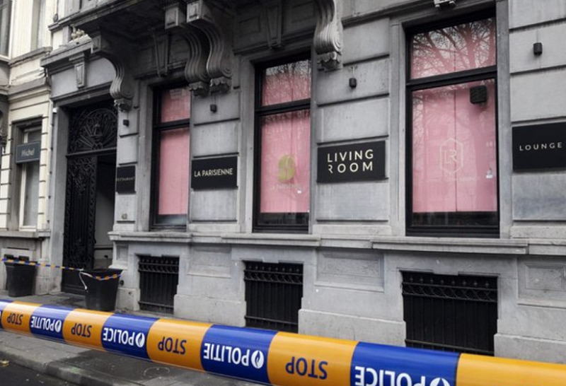 Напаѓач со калашников пукал кон ресторан во центарот на Брисел