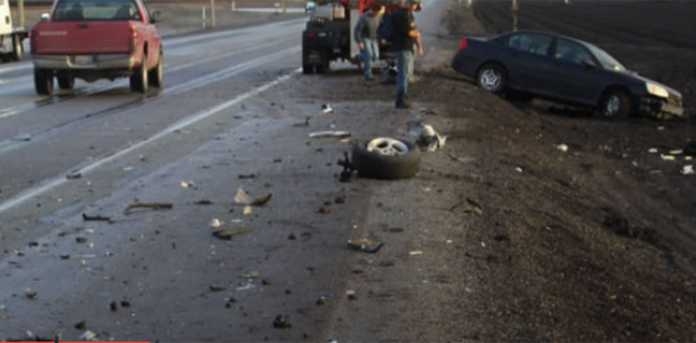Метален предмет удрил во возило на автопатот Гостивар-Тетово, тешко повредена девојка