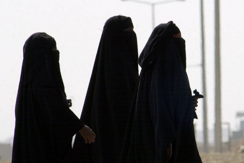 До 15 години затвор за неносење на хиџаб со новиот предлог-закон во Иран