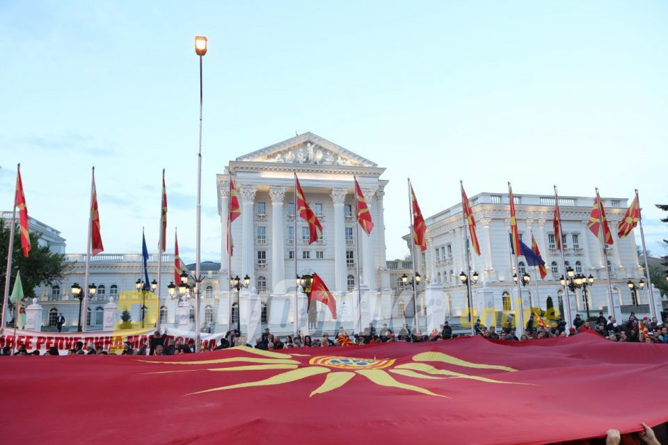 Ајде заеднички да се избориме за Македонија за која вреди да се живее и умре