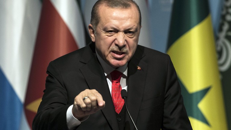 Ердоган: Ќе ги повикам на одговорност сите виновници за над 40.000 загинати во земјотресите