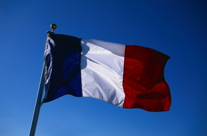 Франција нема да ги бојкотира ЗОИ во Пекинг