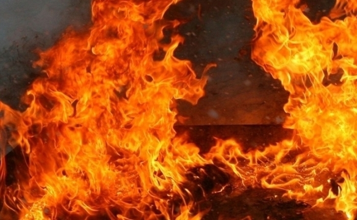 Пожар во зграда во Гевгелија, изгорел цел кат