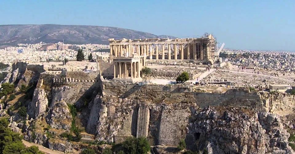 Грција зоврива, пет часа затворени археолошките локалитети во Атина