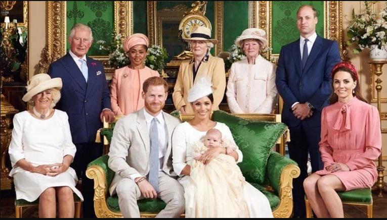 Се дозна кој од кралското семејство е расист: Му рекла на Хари дека детето ќе има црвена афро фризура