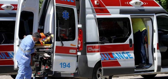 Малолетник тешко повреден откако автомобил излета од патот Попова Шапка- Тетово