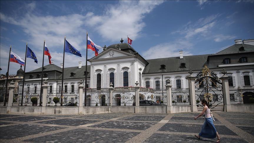Дојави за бомби во неколку судови во Братислава