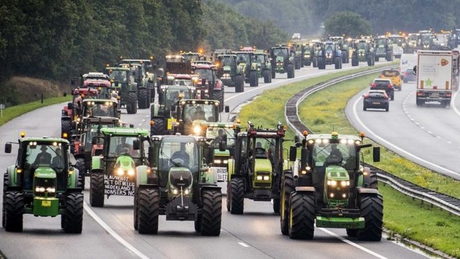 Илјадници земјоделци протестираат во Варшава, со нив се рудари и автопревозници