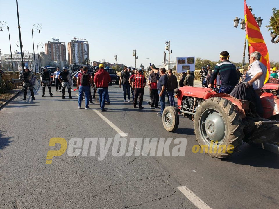 Лозари од Тиквешко најавуваат протест, незадоволни се од откупните цени