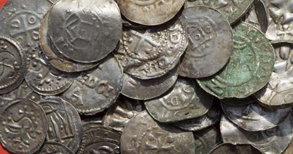 Скопјанка и штипјанец фатени со стари монети и детектори за злато – признале дека краделе културно наследство