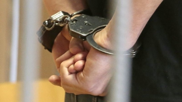 Срби уапсени за кражба од продажен објект во хотел