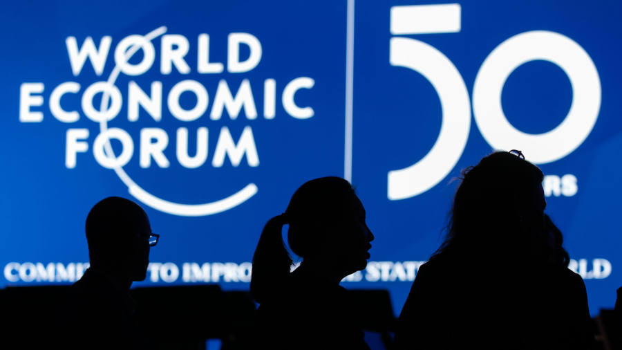 Зеленски со онлајн говор го отвора годинашниот Светски економски форум во Давос