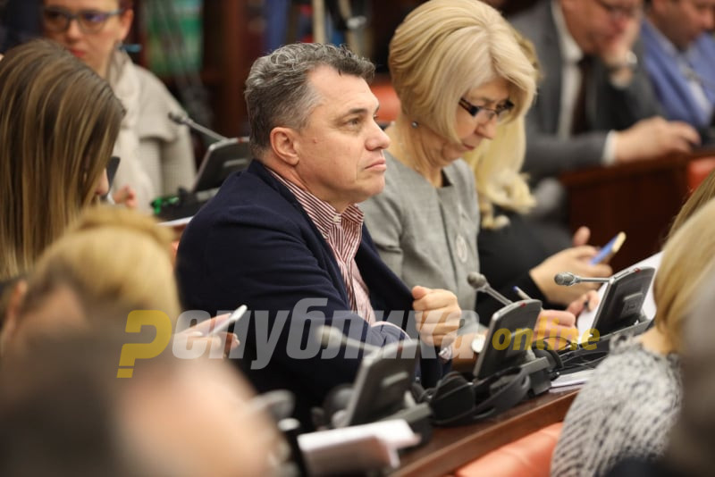 Зајкова и Костадинов подготвуваат терен за смена на Тупанчески и отстапување на Правда на АА