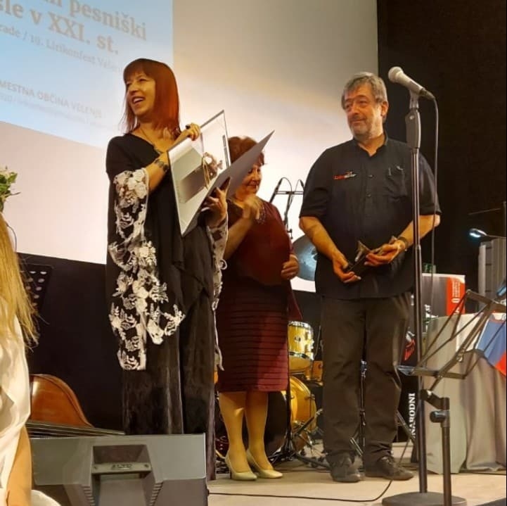 На фестивал во Словенија, Лидија Димковска наградена за поетски опус