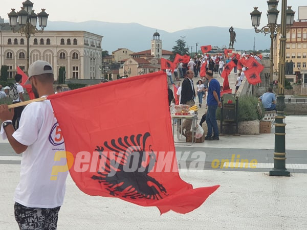 АА: Да се остранат „импутираните” 132.000 непопишани, вака Албанците во Кичево паднаа под 50%