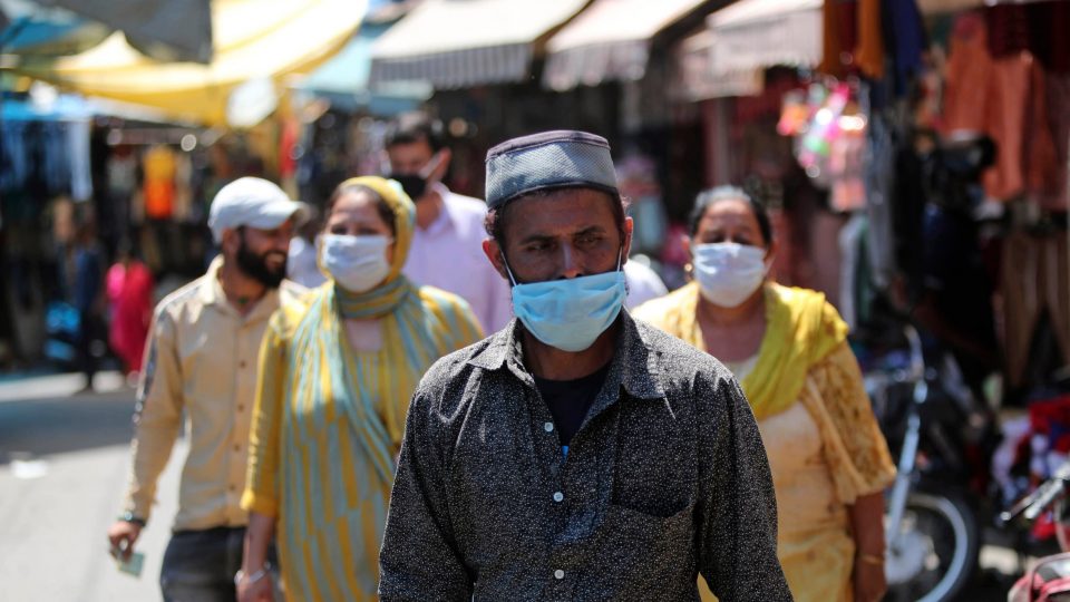 Индија бележи најмногу смртни случаи од корона вирус по повеќе од еден месец