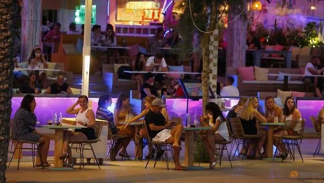 Пак ќе има музика во кафулињата и рестораните во Грција