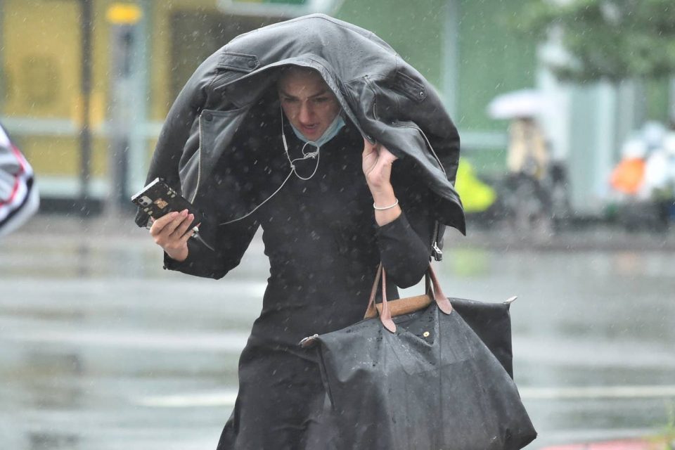Не излегувајте без чадор: Цел ден ќе врне