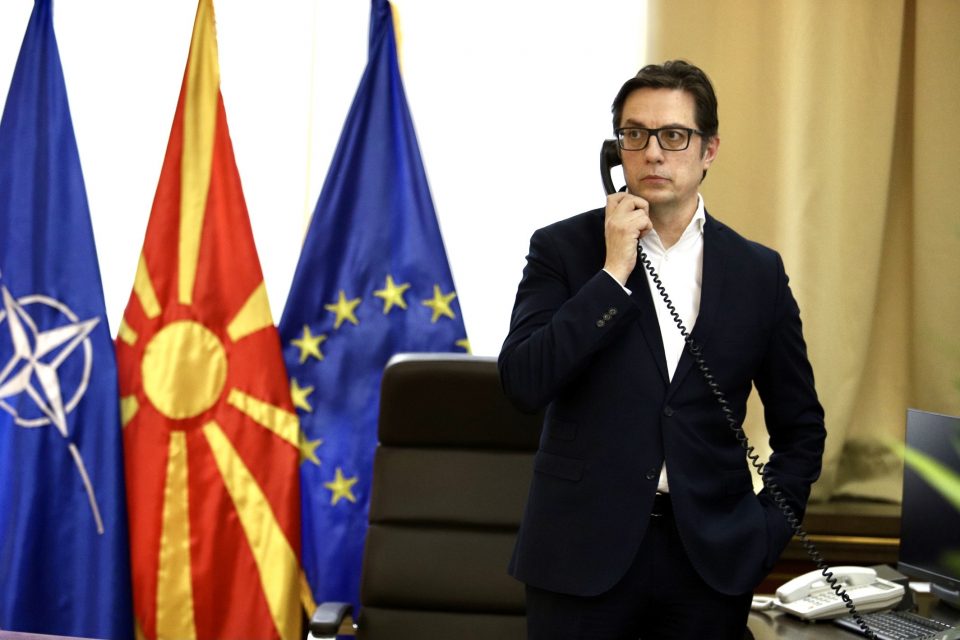 Телефонски разговор Пендаровски- Херцог: Македонија од независноста до денес помина тежок пат
