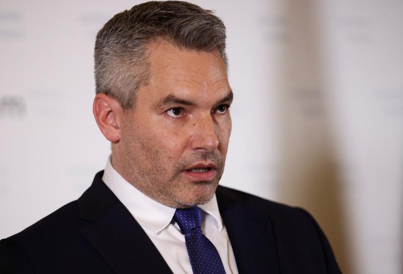 Нехамер: За Австрија членството во НАТО не доаѓа предвид