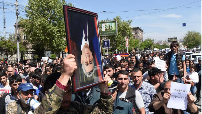 Уапсен лидерот на опозицијата во Ерменија – планирал атентат врз премиерот?