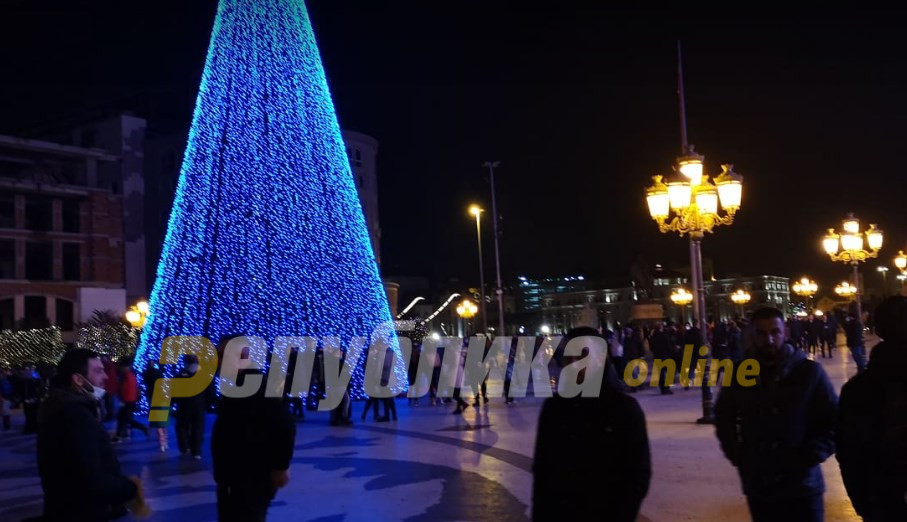 Шилегов склучил договор пред заминувањето: Новогодишното украсување на Скопје, ќе чини 240.000 евра