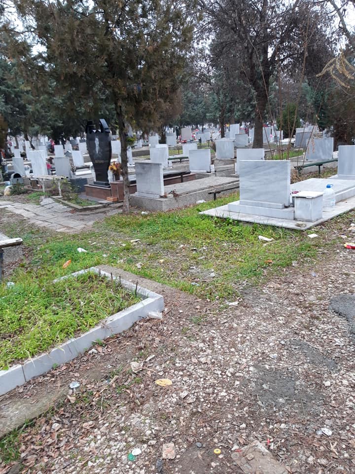 Скопјани потпишуваат онлајн петиција против хаосот на градските гробишта Бутел
