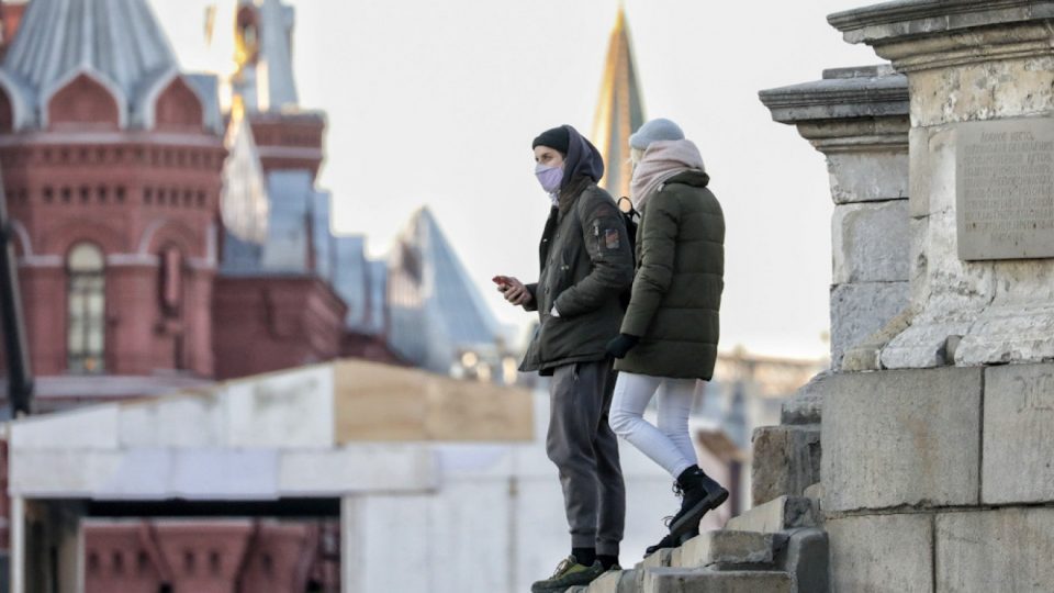 Рекорден број новозаразени со ковид во Русија и Украина