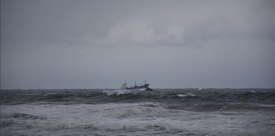 Бродолом во близина на шпанскиот остров Ел Хиеро, девет мигранти го загубија животот, 48 се исчезнати