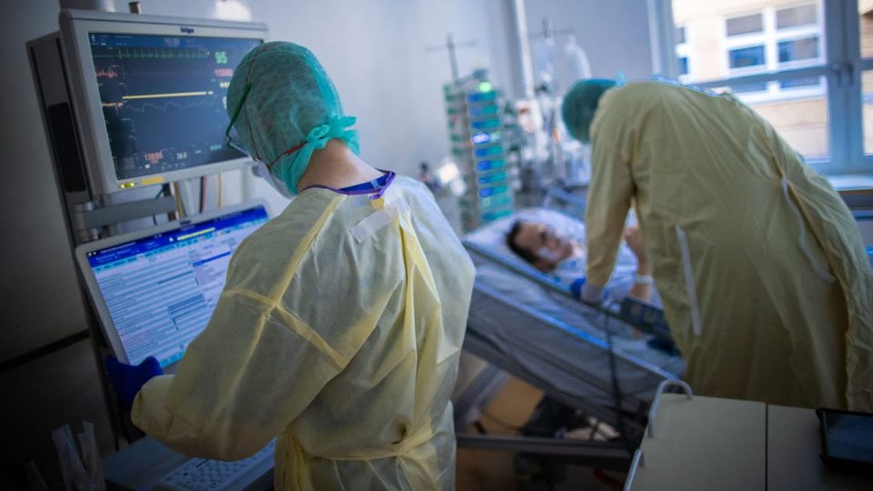Зошто од коронавирус се умира најмногу на Балканoт и во Централна Европа