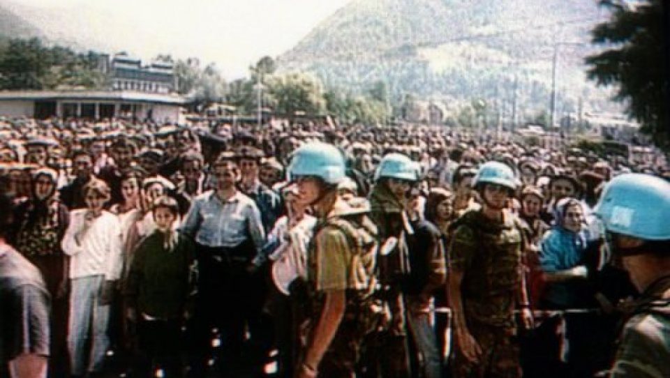 Албанските социјалисти поднесоа Резолуција за осуда на геноцидот во Сребреница