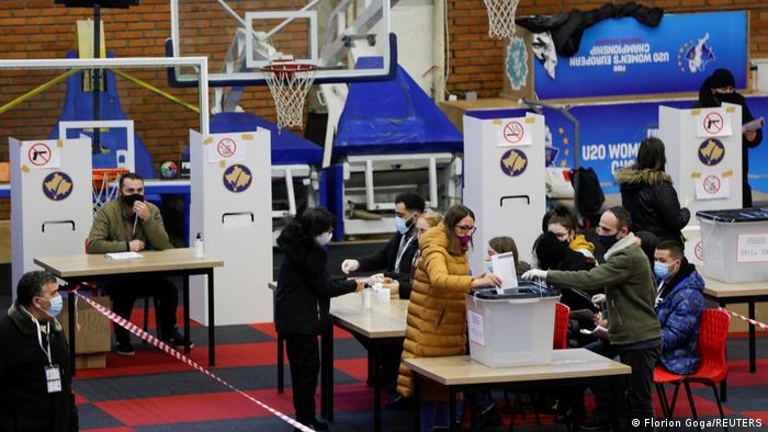 Тоа е тоа: Вучиќ се помири дека нема да има избори на Косово