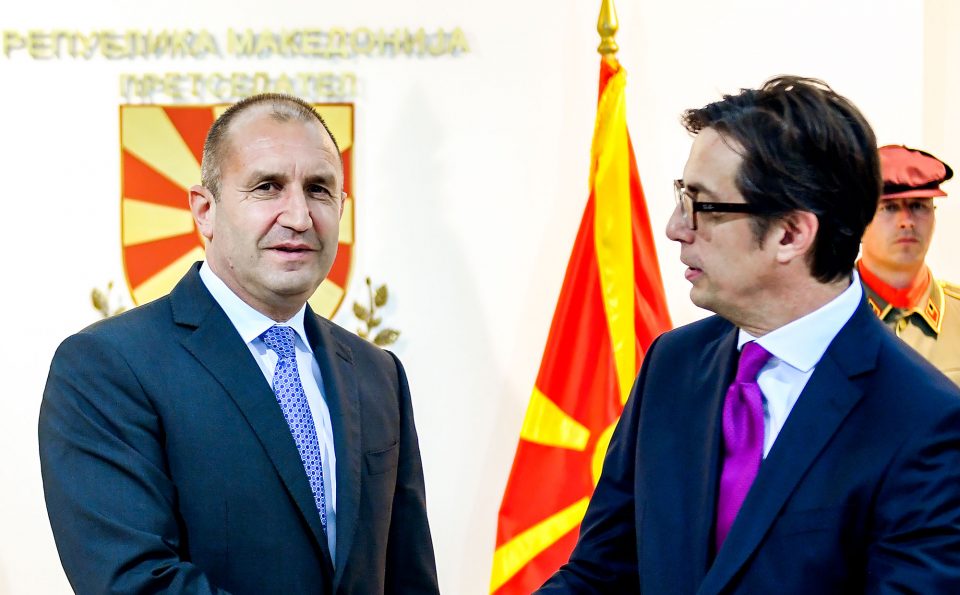 Ќе реагираат ли нашите власти што Радев го нарече македонизмот „воинствен“?