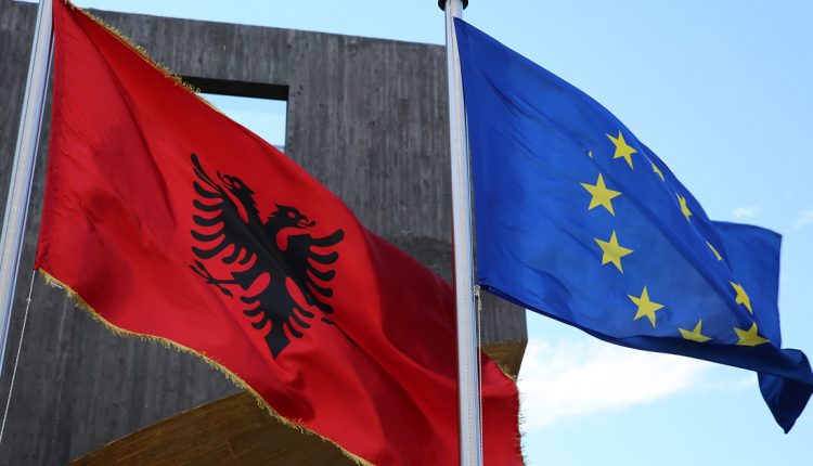 ЕУ не одреди датум за отворање на преговарачките поглавја за Албанија, објавуваат медиумите