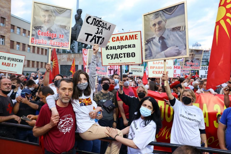 Мицевски: Нема пазар за уставни измени со уставобранителите