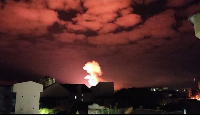 Експлозија и пожар во фабрика за оружје во Србија