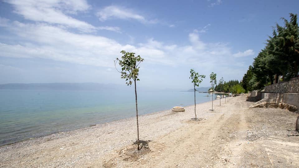 Се уште неизвесно какви плажи ќе има ова лето во Охрид