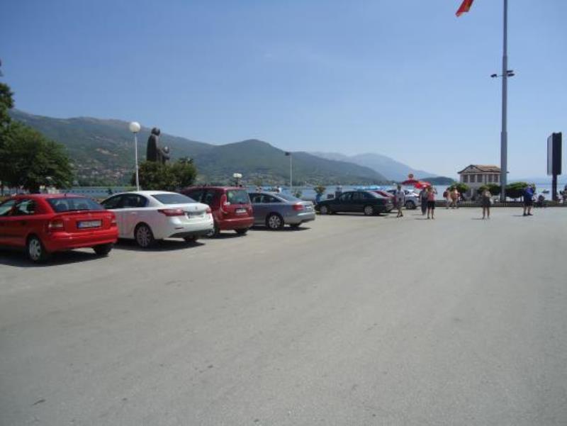 Почнува сезоната – поскапува паркингот во Охрид