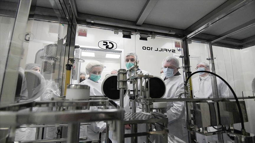 Почнува производството на „Спутинк“, Србија станува првата земја во Европа која ќе произведува вакцини против коронавирус