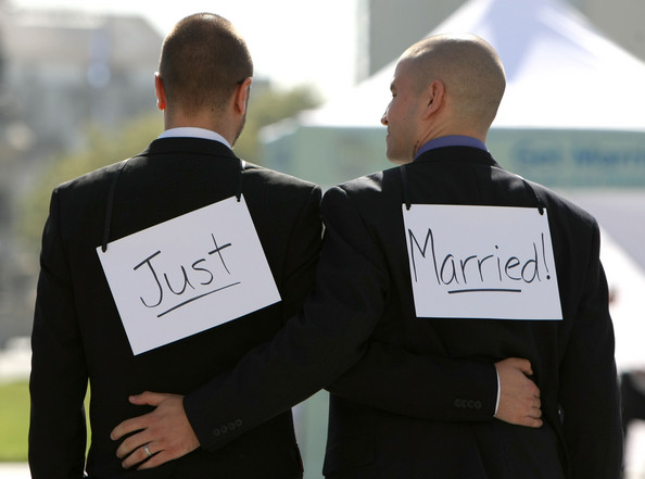 Бајден го потпиша законот за заштита на истополовите бракови
