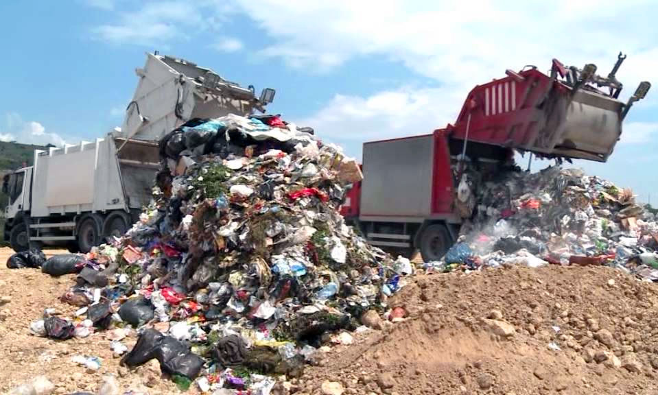Во Дрисла се складира опасен отпад кој го загадува воздухот во Скопје, одговорност од Шилегов нема