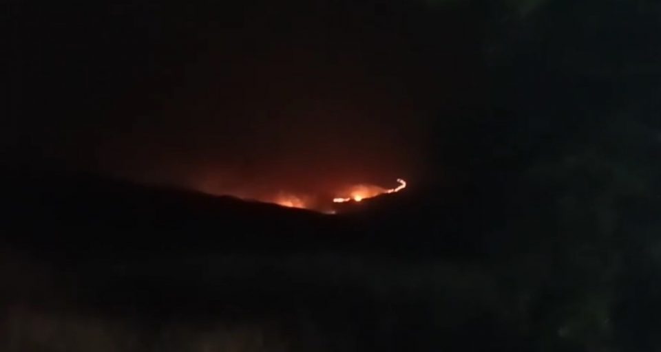 Попладнево активни десетина пожари, огнената стихија кај Сарај делумно ставена под контрола