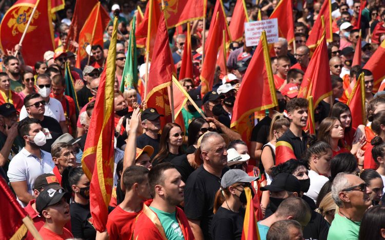 ОН и ЕУ предупредуваат на зголемени тензии во Црна Гора