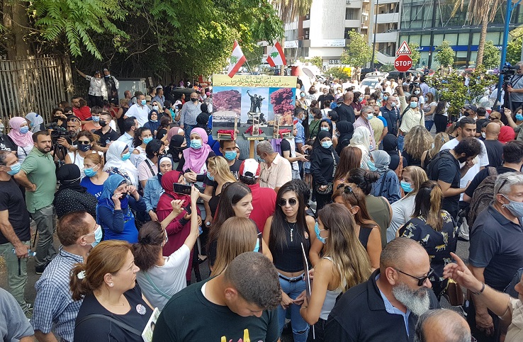 Прекината истрага за експлозијата во 2020 година во Бејрут: Народот излезе на улица на масовен протест