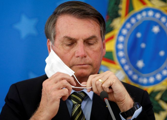 Бразилскиот претседател Жаир Болсонаро е пуштен од болница