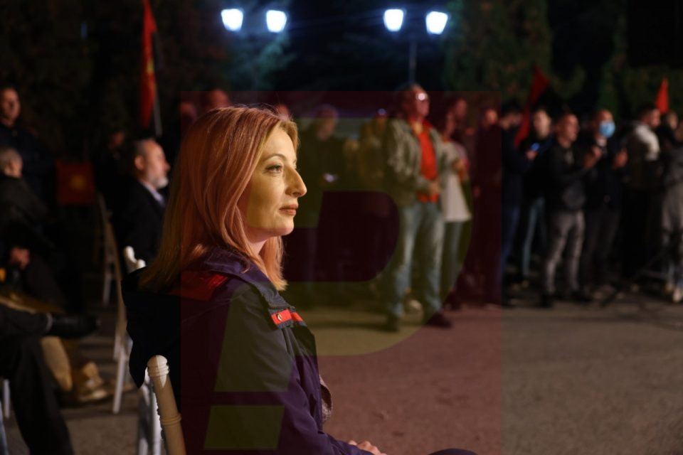 ВМРО-ДПМНЕ: Ќе бараме од Арсовска да ги докаже своите изјави пред суд, тогаш јавноста ќе се увери во вистинската психолошка состојба на оваа личност