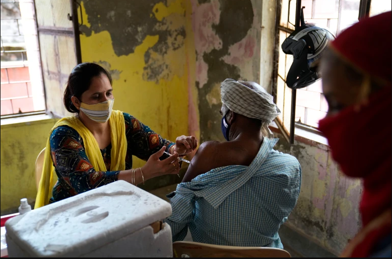 Во Индија почнаа со вакцинирање деца од 15 до 18 години против Ковид-19